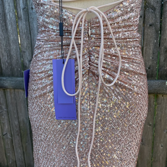 Captivating Shimmer: Cinderella Divine CH225 Sequined Dress for Women